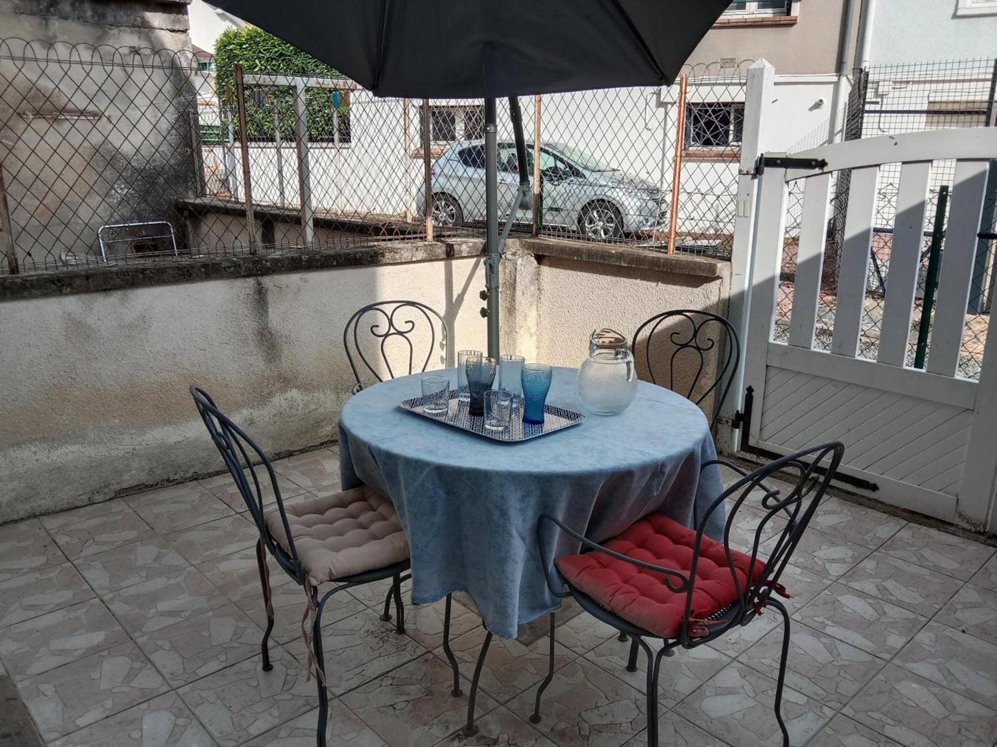 Maison Renovee Proche Vichy : 3 Chambres, Cour Fermee, Tout Inclus, Ideal Curistes Et Activites Naturelles - Fr-1-489-481 Bellerive-sur-Allier Esterno foto