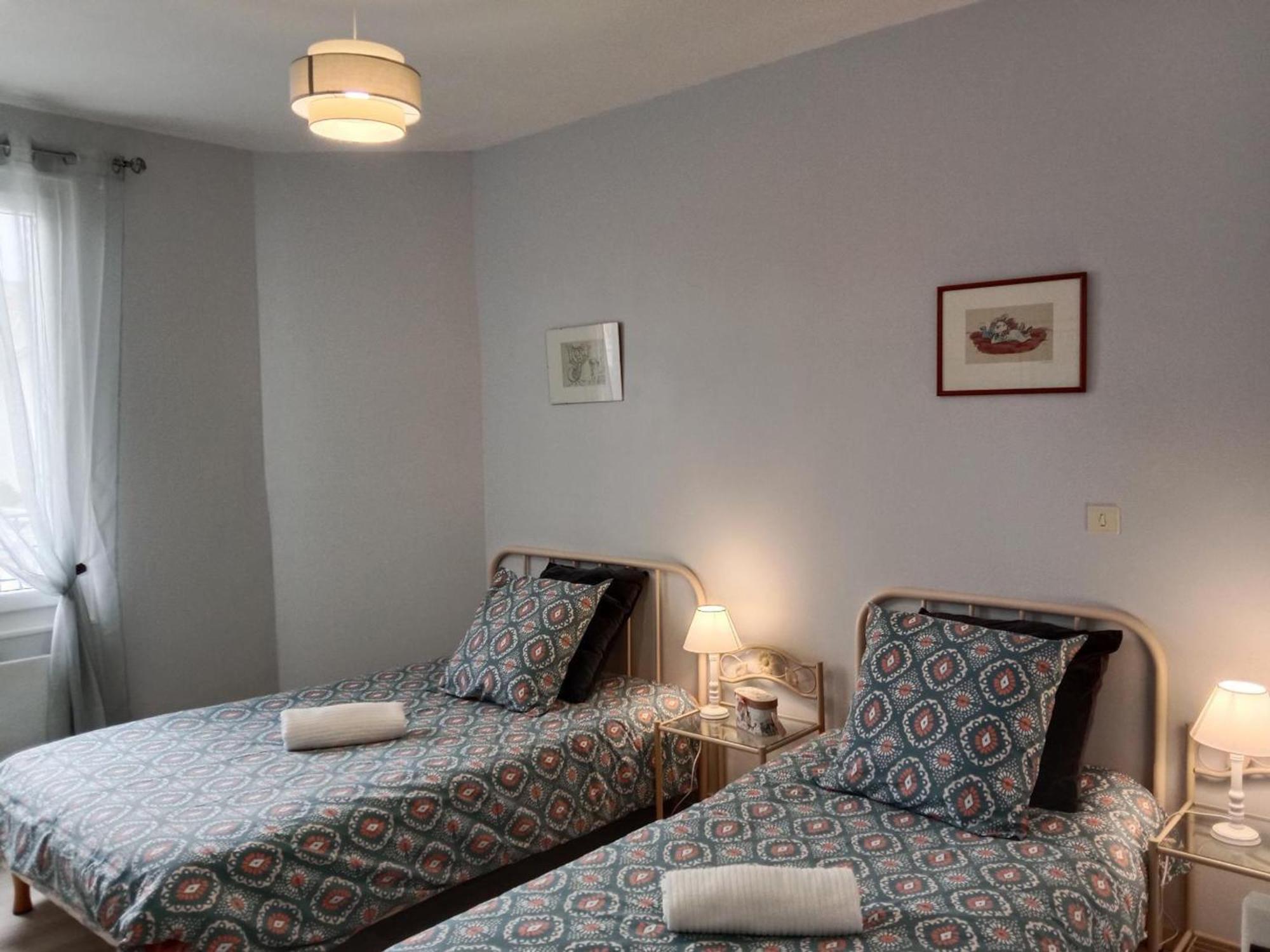 Maison Renovee Proche Vichy : 3 Chambres, Cour Fermee, Tout Inclus, Ideal Curistes Et Activites Naturelles - Fr-1-489-481 Bellerive-sur-Allier Esterno foto