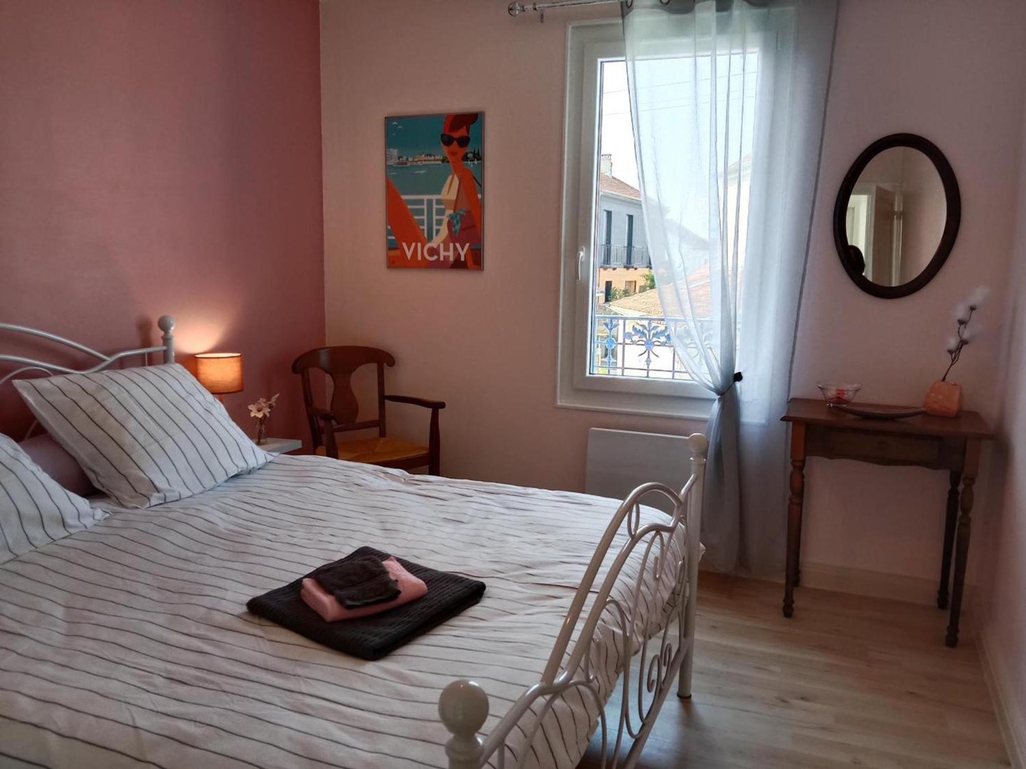 Maison Renovee Proche Vichy : 3 Chambres, Cour Fermee, Tout Inclus, Ideal Curistes Et Activites Naturelles - Fr-1-489-481 Bellerive-sur-Allier Esterno foto